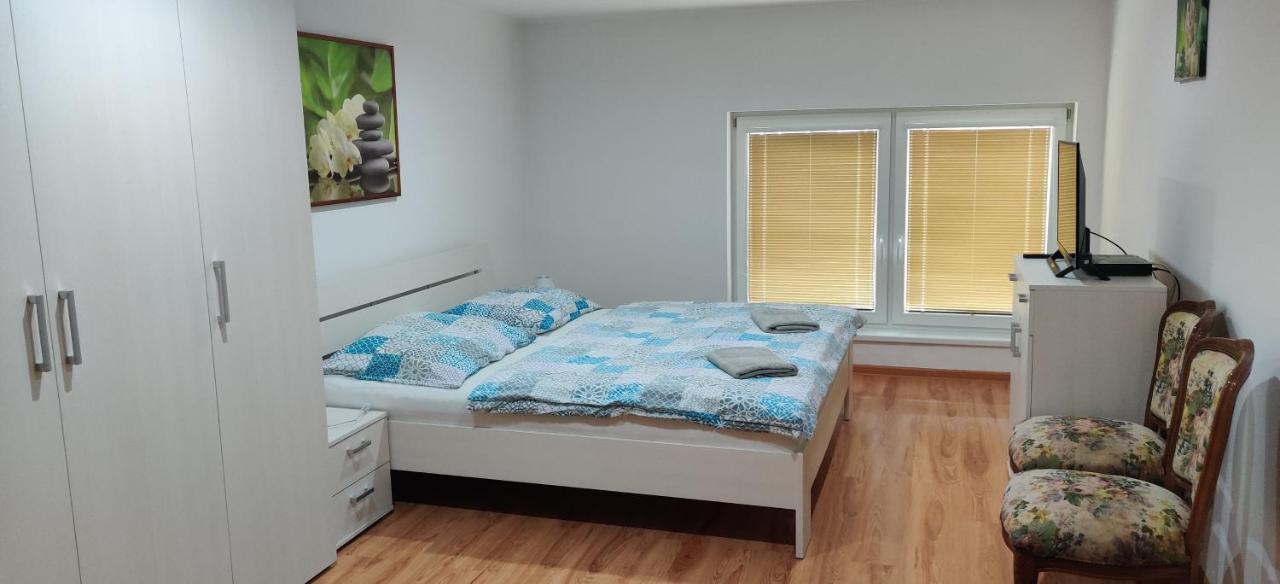 בית הארחה Turčianske Teplice 	Privat Velvet מראה חיצוני תמונה